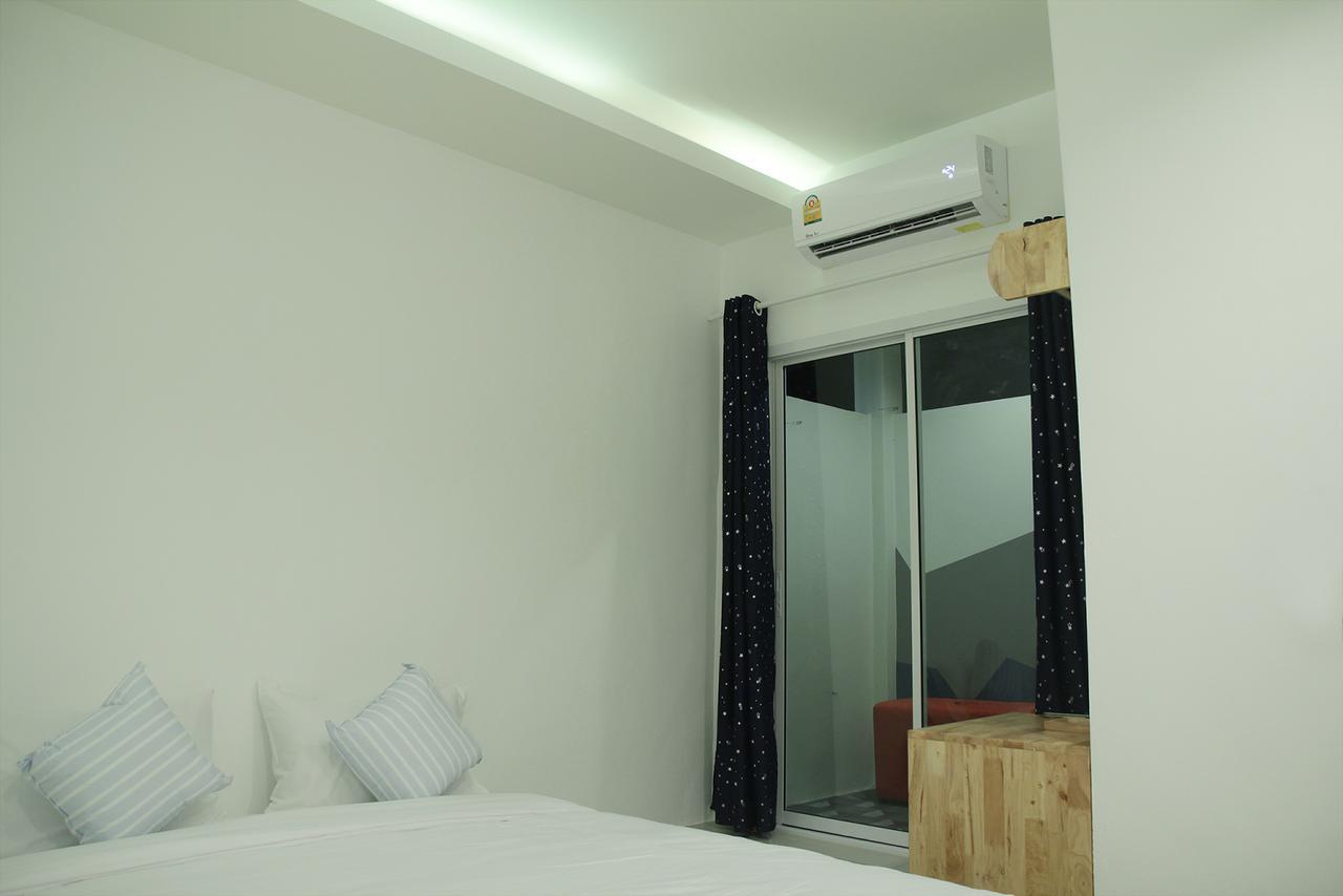 Sb Inn Phetchaburi Luaran gambar